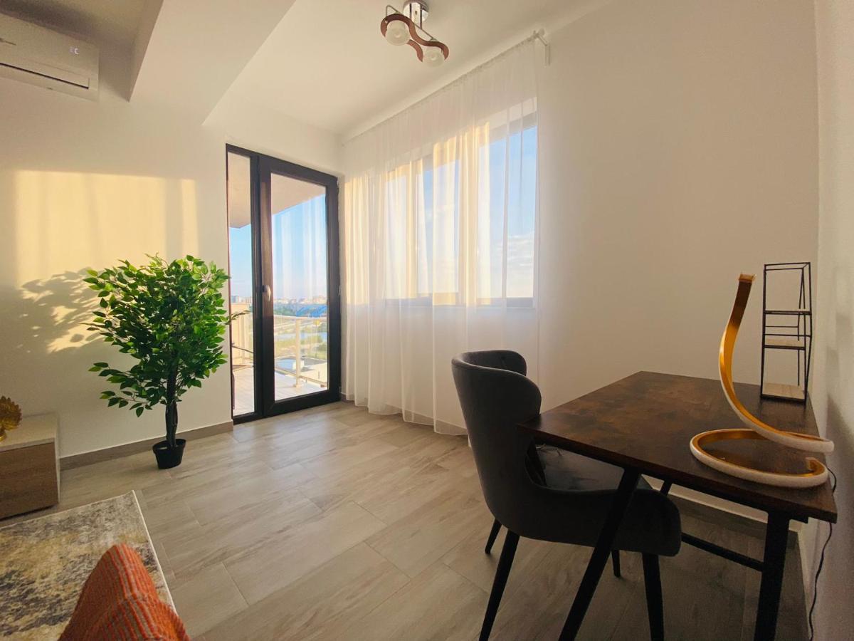 Soho Apartment - City View With Rooftop Garden Bucareste Exterior foto